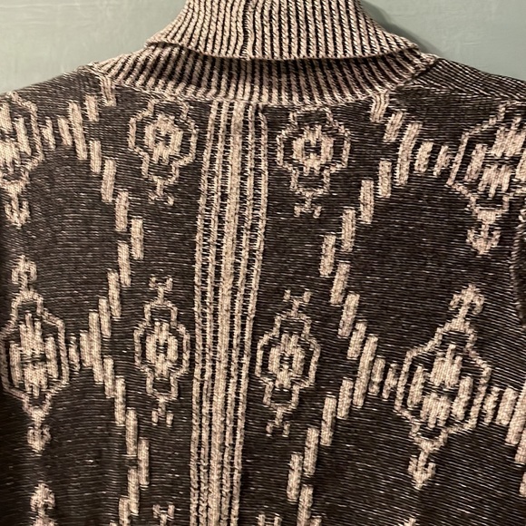 Urban Outfitters Ecote size small open front cardigan very good condition - Picture 5 of 5